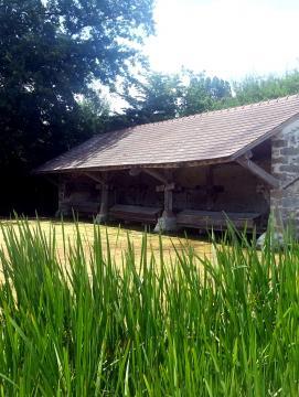 Lavoir de Villeneuve les Bordes